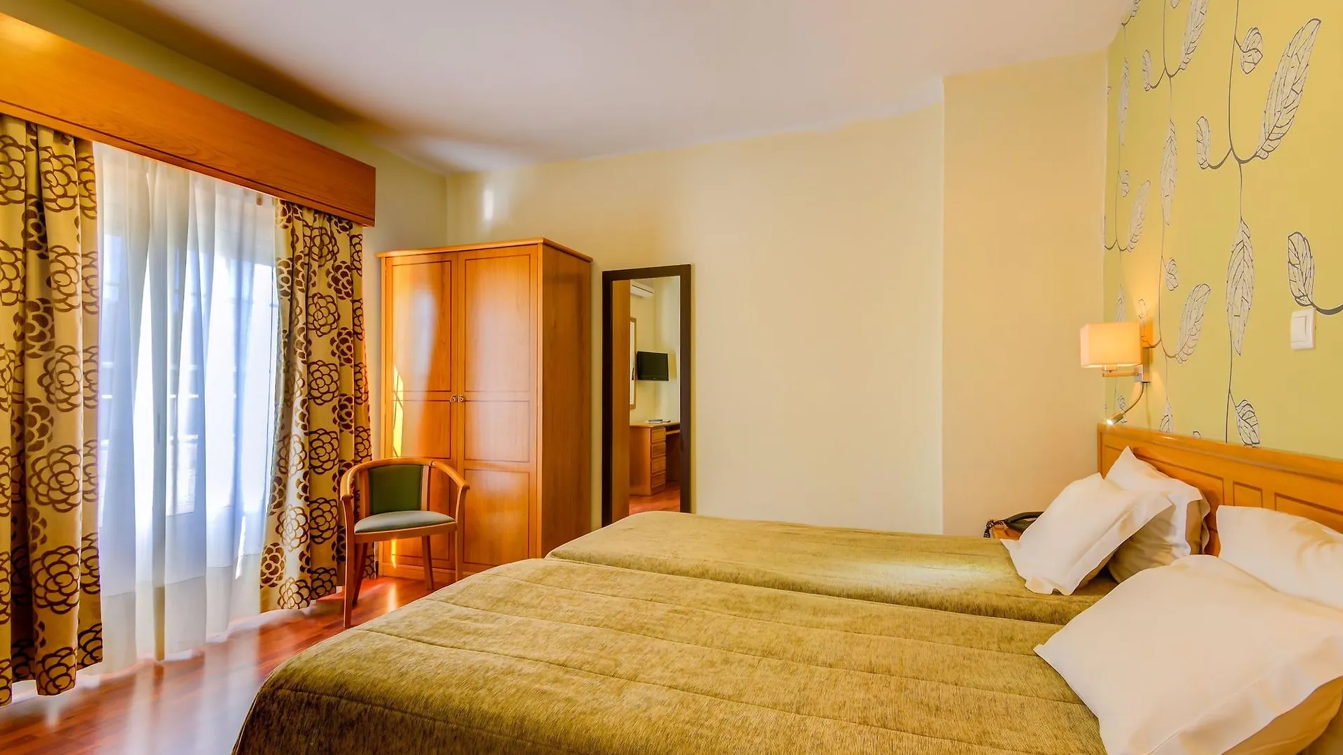 Hotel Avenida Park Lisboa 3*,