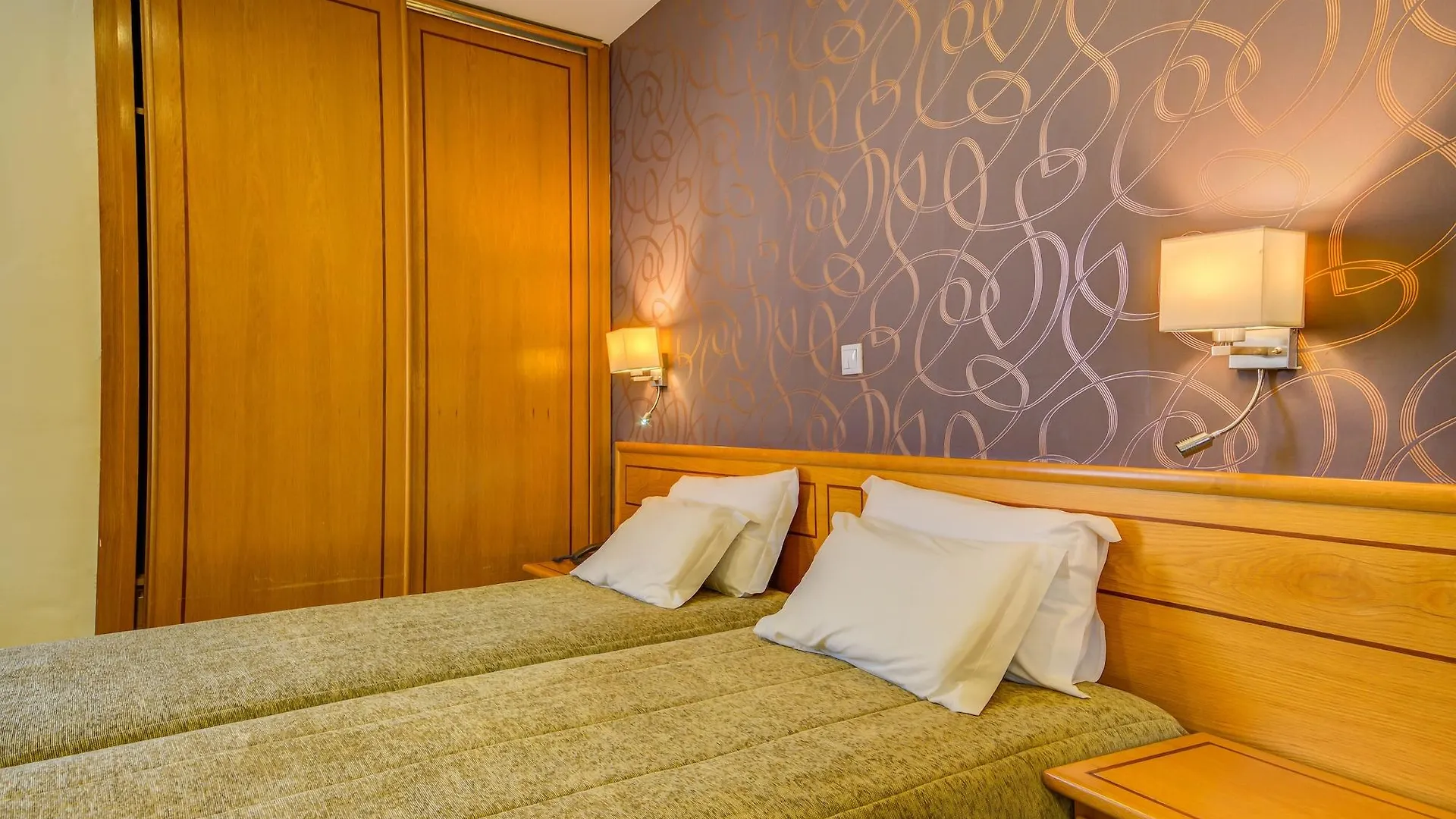 ***  Hotel Avenida Park Lisbon Portugal