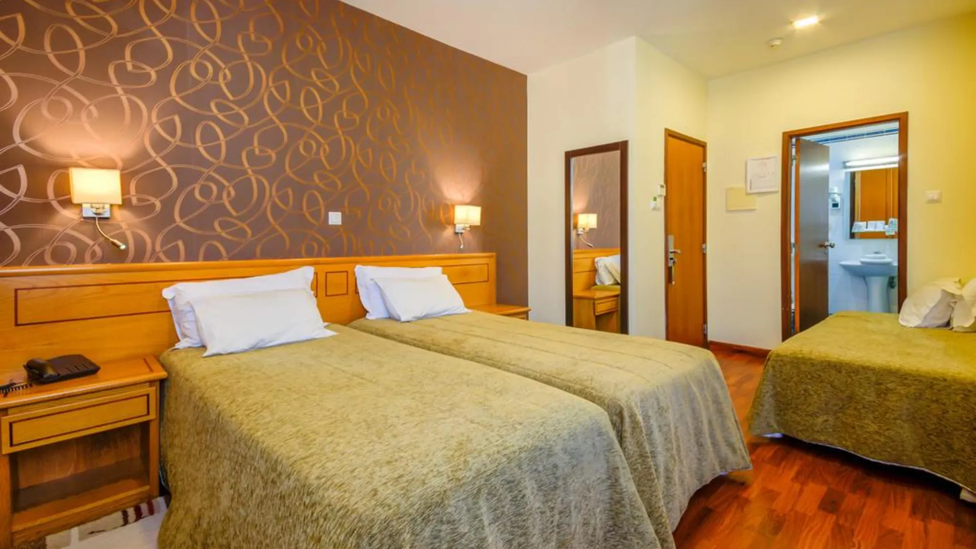 Hotel Avenida Park Lisboa 3*,